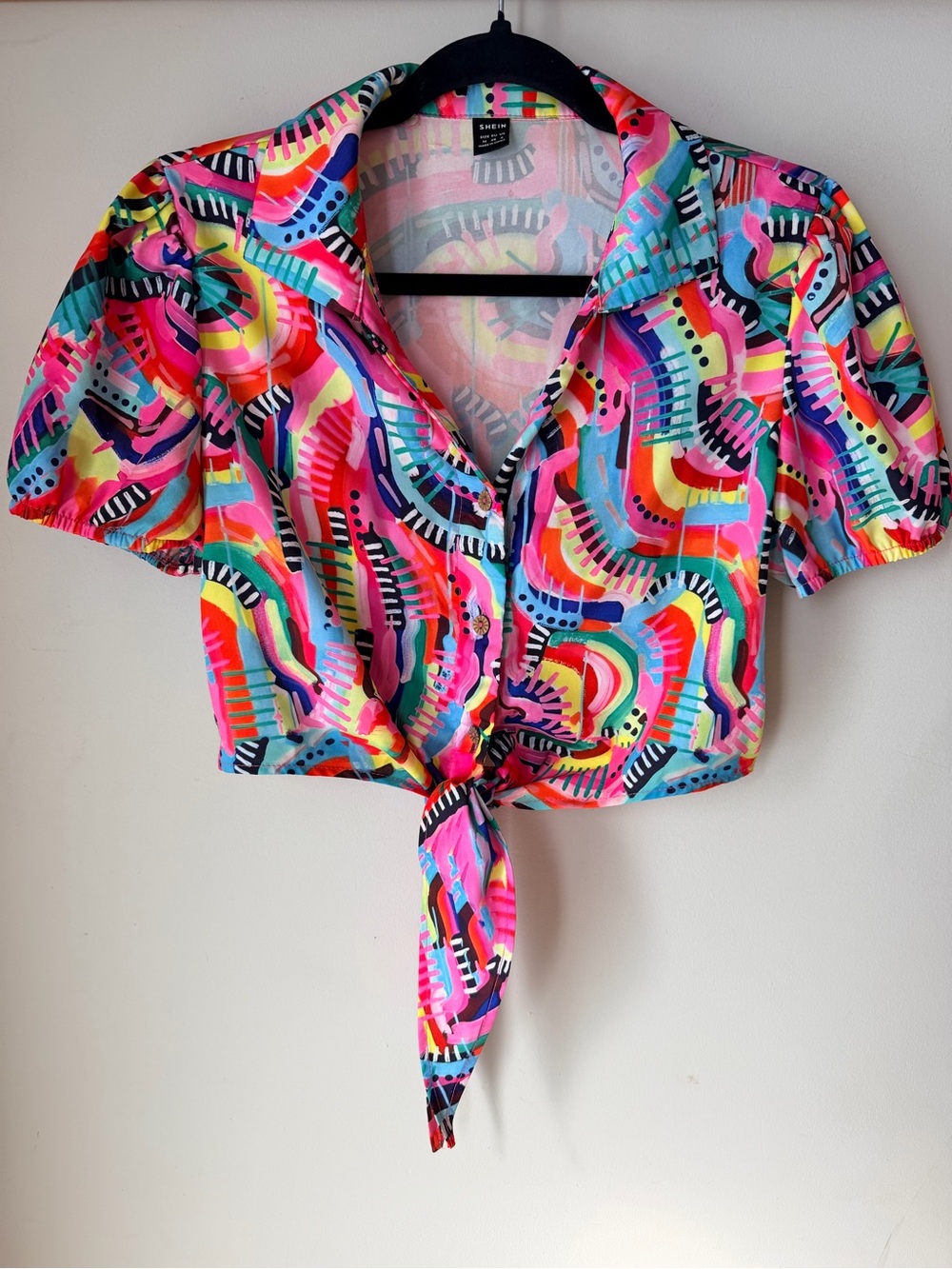 🟢 5 for $25 🟢 Tropical Tie-Front Crop Top - Resortwear Vacation 80s theme